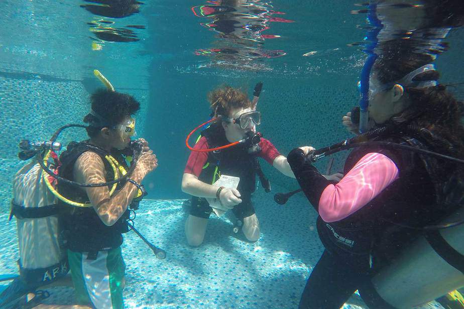Learning how to scuba in puerto galera